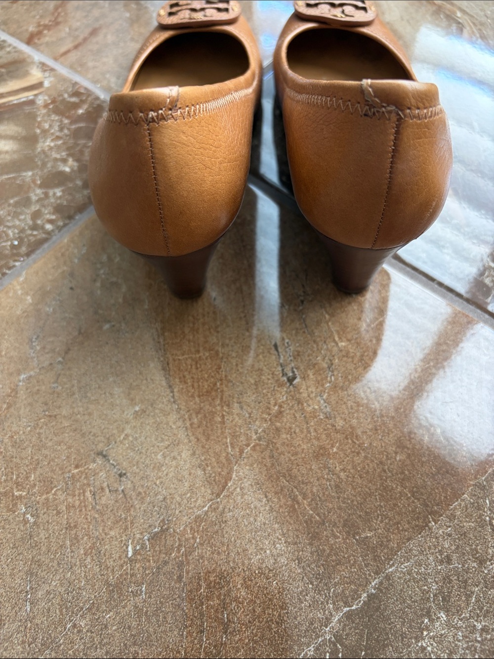 Tory Burch Caramel Tan Leather Logo Round-Toe Wedges - Picture 2 of 3